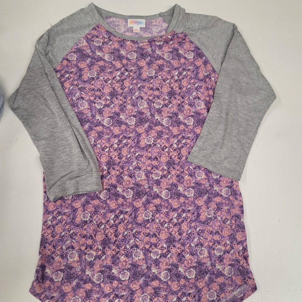 LuLaRoe XS‎ Baseball T-Shirt Gray 3/4 Sleeve Purple Floral Print Casual Top